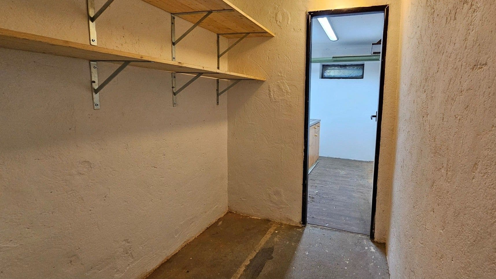 Predaj bytu 3-izbový 82 m², Osnická, Praha, Praha Predaj bytu 3-izbový 82 m², Osnická, Praha, Praha