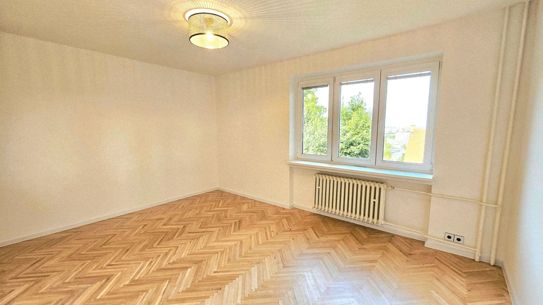Predaj bytu 3-izbový 82 m², Osnická, Praha, Praha Predaj bytu 3-izbový 82 m², Osnická, Praha, Praha