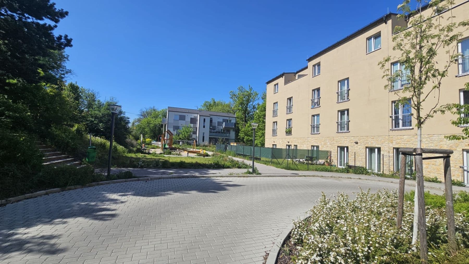 Predaj bytu 1-izbový 32 m², V Kněžívce, Tuchoměřice, Středočeský kraj Predaj bytu 1-izbový 32 m², V Kněžívce, Tuchoměřice, Středočeský kraj