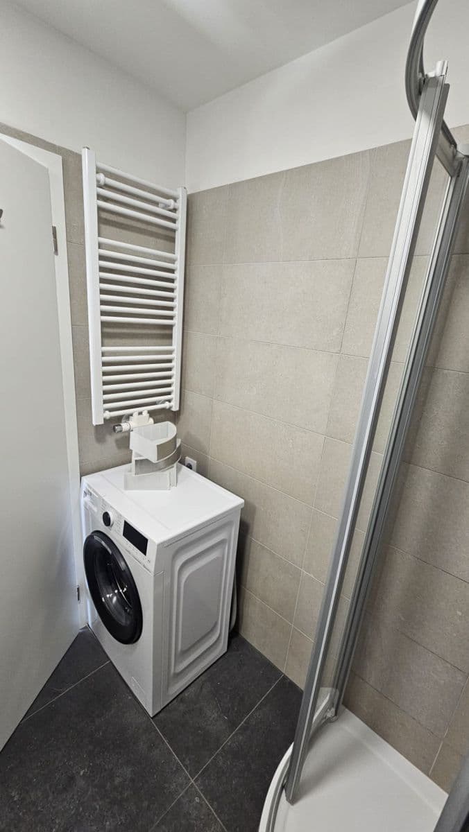 Predaj bytu 1-izbový 32 m², V Kněžívce, Tuchoměřice, Středočeský kraj Predaj bytu 1-izbový 32 m², V Kněžívce, Tuchoměřice, Středočeský kraj