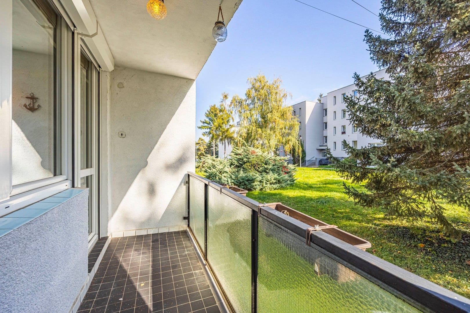 Prenájom bytu 3-izbový 71 m², Svépomoci, Praha, Praha Prenájom bytu 3-izbový 71 m², Svépomoci, Praha, Praha