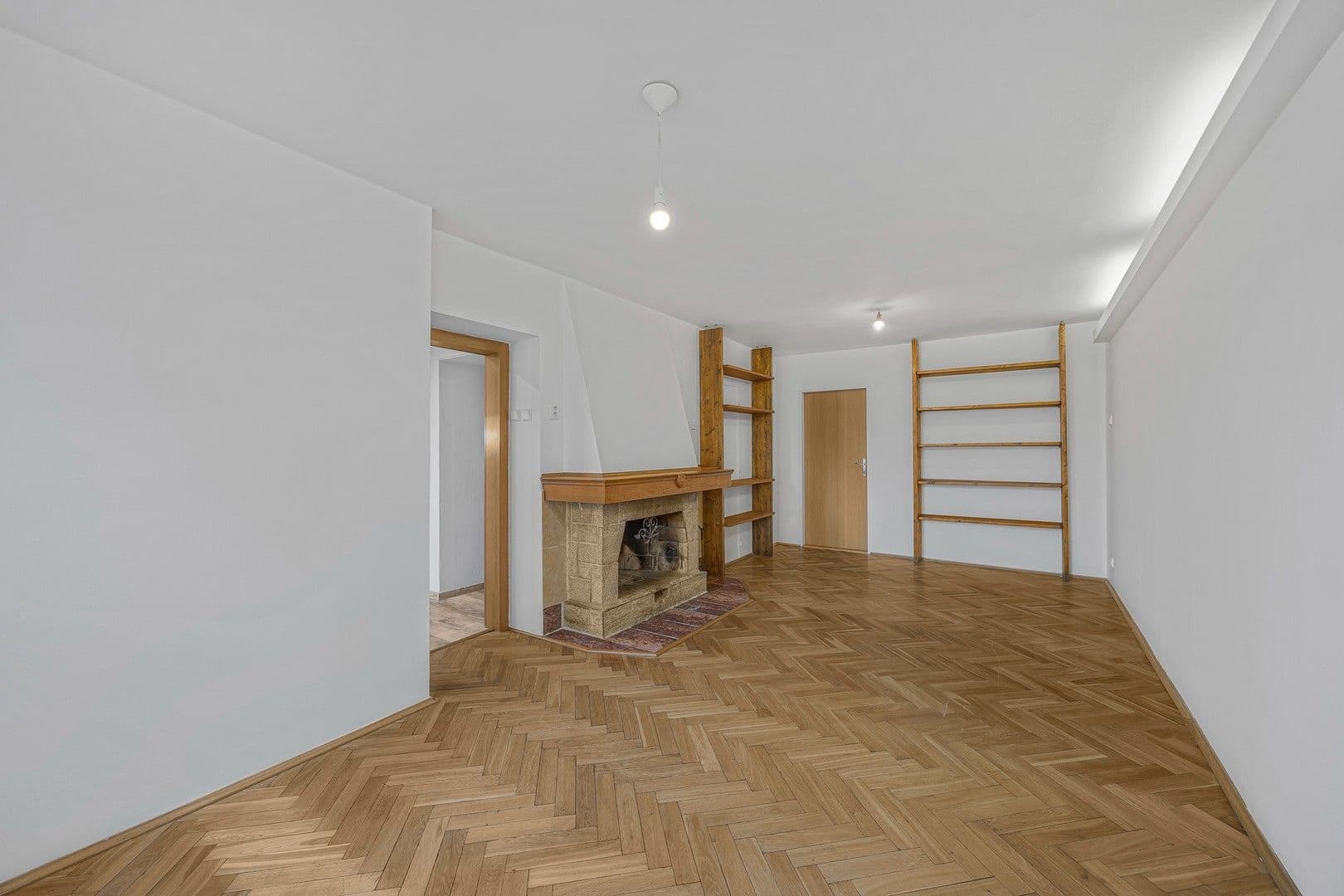 Prenájom bytu 3-izbový 71 m², Svépomoci, Praha, Praha Prenájom bytu 3-izbový 71 m², Svépomoci, Praha, Praha