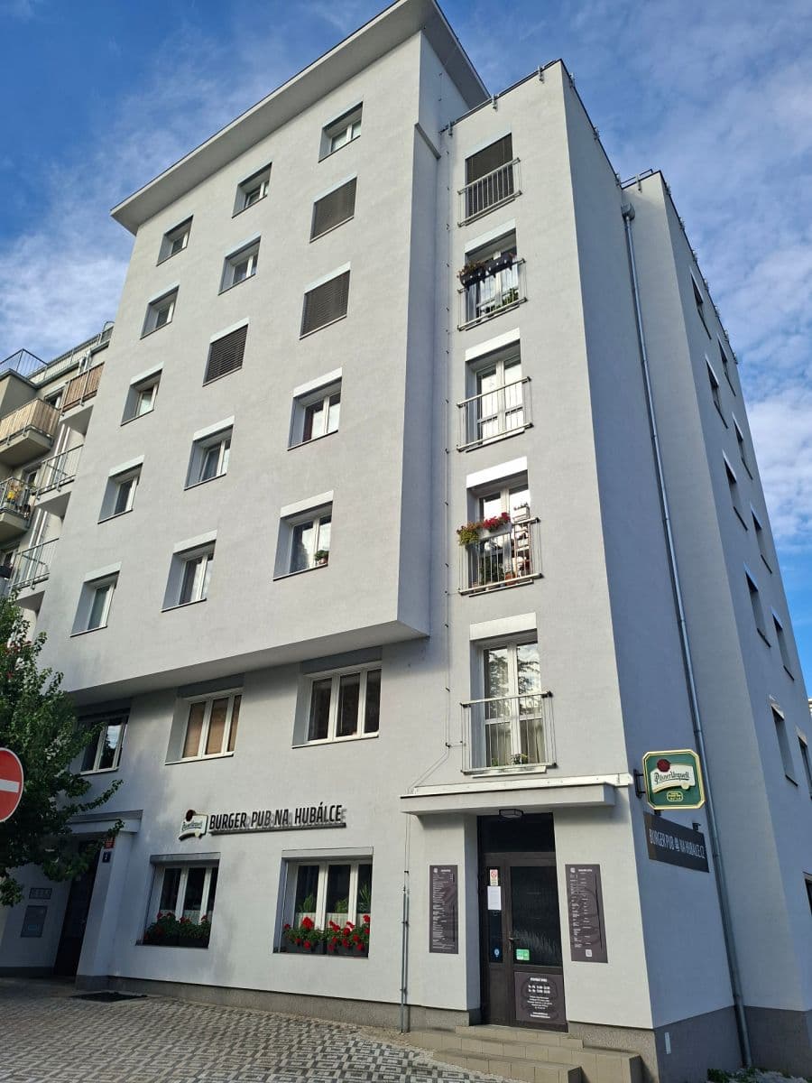 Prenájom bytu 1-izbový 39 m², Za Hládkovem, Praha, Praha Prenájom bytu 1-izbový 39 m², Za Hládkovem, Praha, Praha