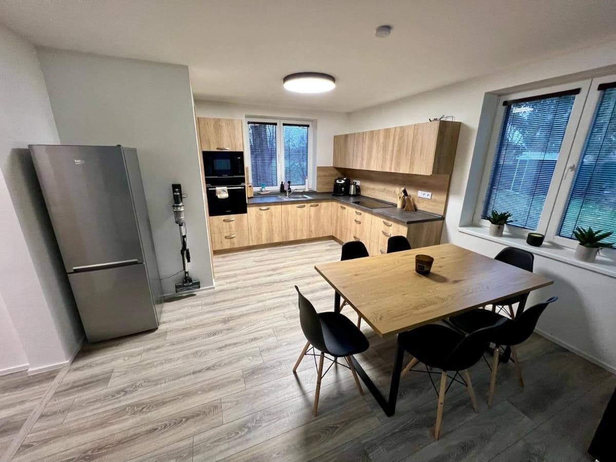 Prenájom domu 92 m², pozemok 403 m², Boženy Němcové, Česká Lípa, Liberecký kraj Prenájom domu 92 m², pozemok 403 m², Boženy Němcové, Česká Lípa, Liberecký kraj
