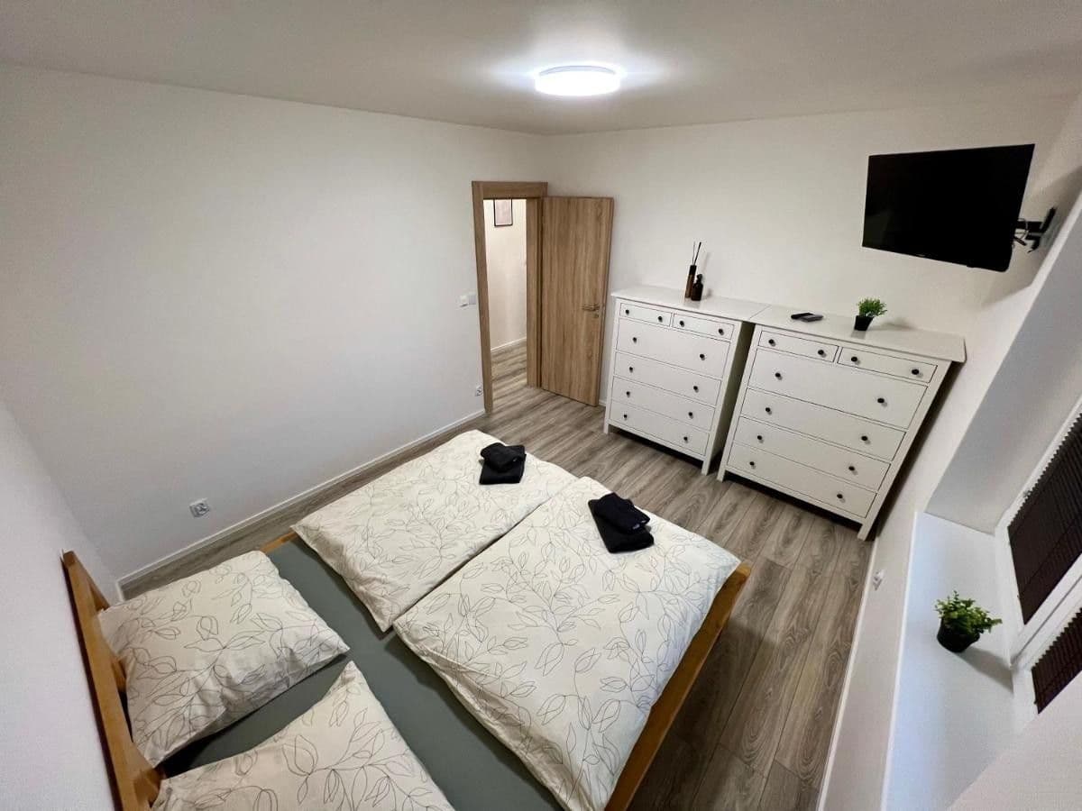 Prenájom domu 92 m², pozemok 403 m², Boženy Němcové, Česká Lípa, Liberecký kraj Prenájom domu 92 m², pozemok 403 m², Boženy Němcové, Česká Lípa, Liberecký kraj