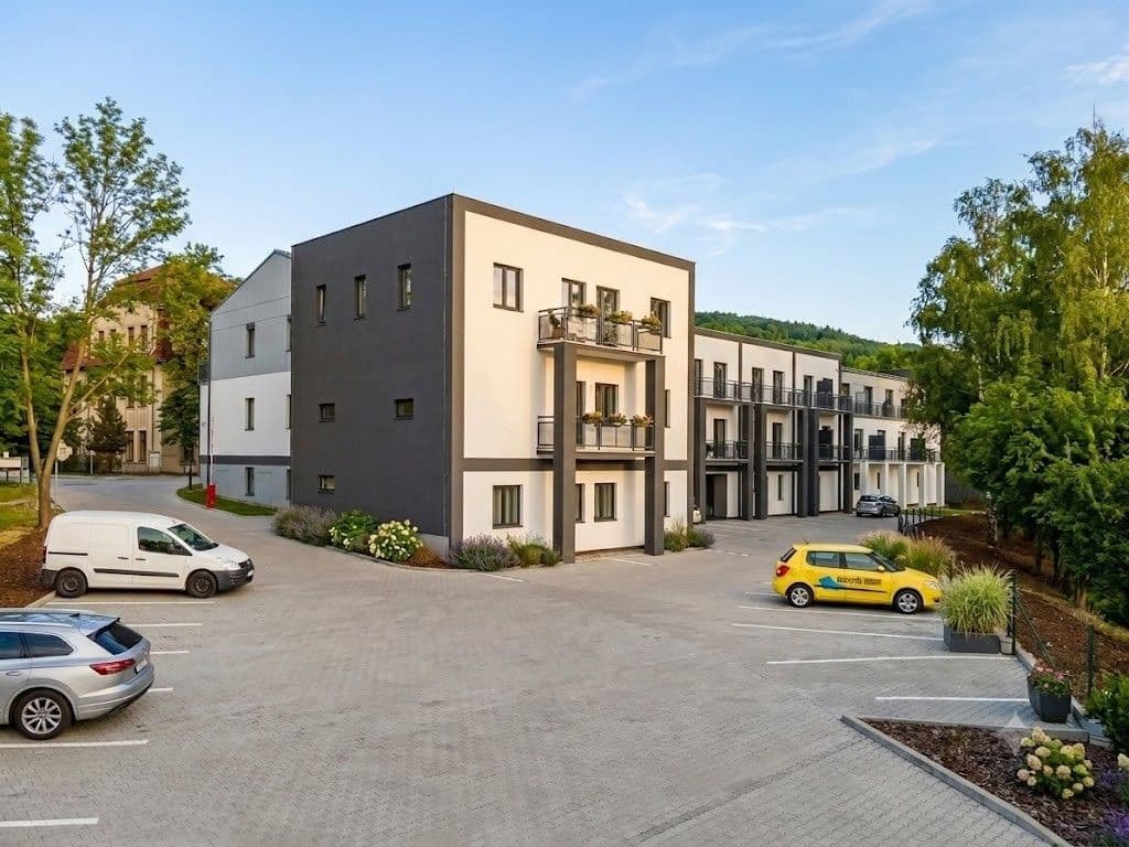 Prenájom bytu 1-izbový 36 m², V Pitkovičkách, Praha, Praha Prenájom bytu 1-izbový 36 m², V Pitkovičkách, Praha, Praha