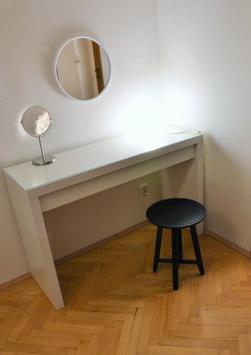 Prenájom bytu 54 m², Seifertova, Praha, Praha Prenájom bytu 54 m², Seifertova, Praha, Praha