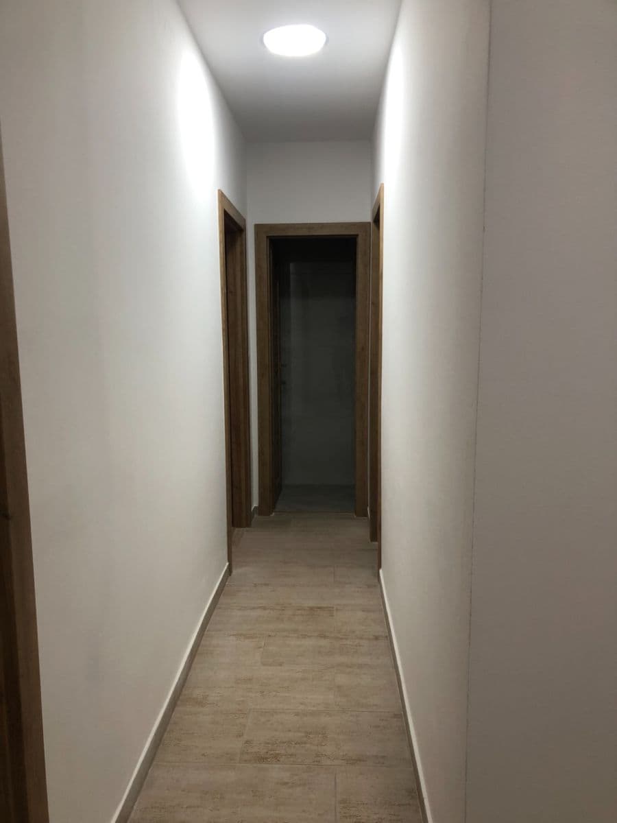 Prenájom bytu 2-izbový 80 m², Odborů, Praha, Praha Prenájom bytu 2-izbový 80 m², Odborů, Praha, Praha