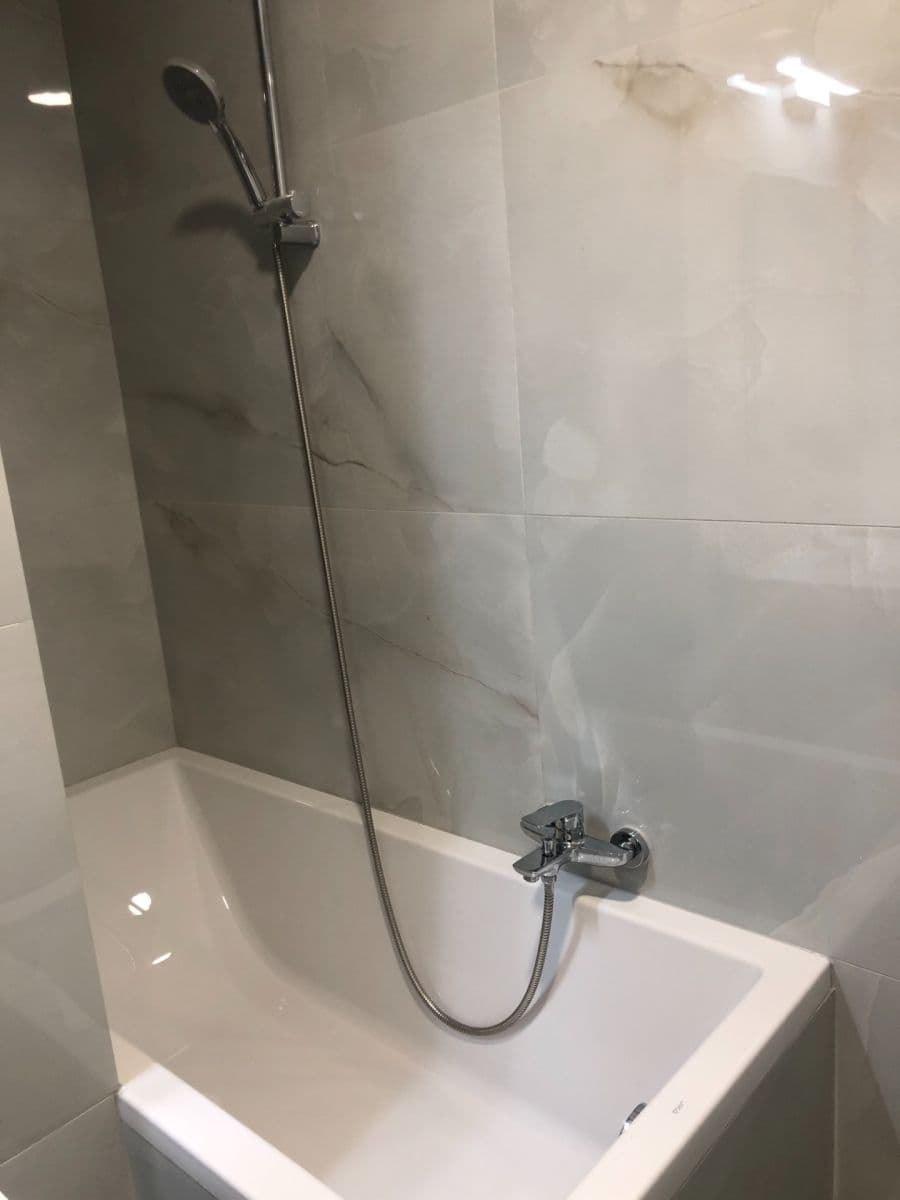 Prenájom bytu 2-izbový 80 m², Odborů, Praha, Praha Prenájom bytu 2-izbový 80 m², Odborů, Praha, Praha