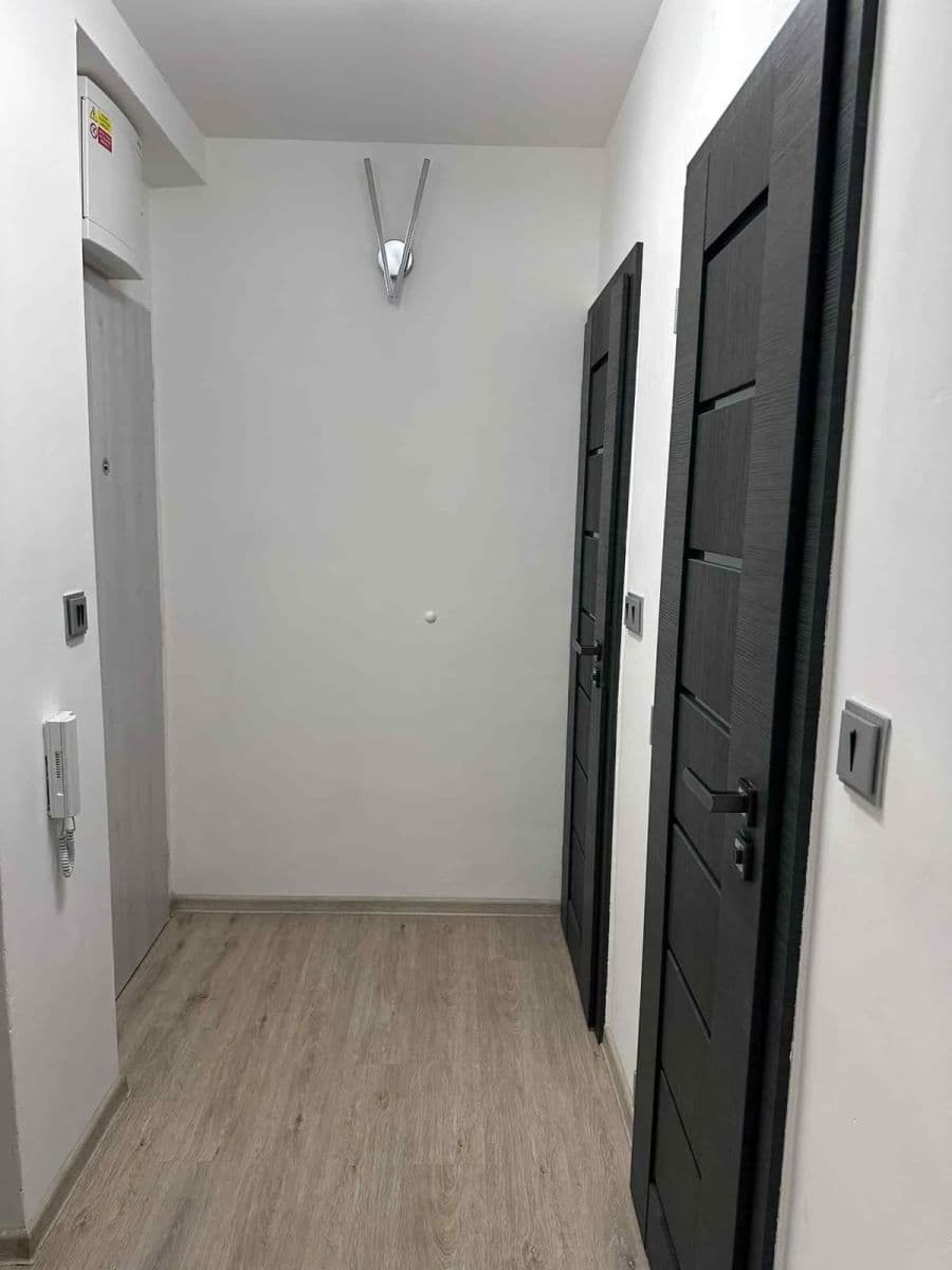 Prenájom bytu 2-izbový 61 m², Bochořákova, Brno, Jihomoravský kraj Prenájom bytu 2-izbový 61 m², Bochořákova, Brno, Jihomoravský kraj