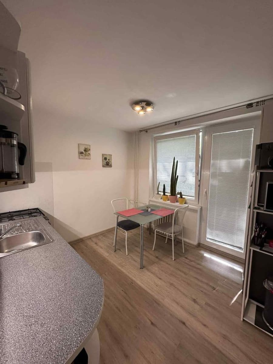 Prenájom bytu 2-izbový 61 m², Bochořákova, Brno, Jihomoravský kraj Prenájom bytu 2-izbový 61 m², Bochořákova, Brno, Jihomoravský kraj