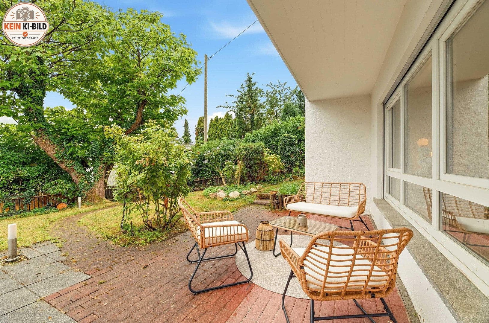 Predaj domu 115 m², pozemok 364 m², Spitzwiesenweg 8, Eningen unter Achalm, Bádensko-Wurttembersko Predaj domu 115 m², pozemok 364 m², Spitzwiesenweg 8, Eningen unter Achalm, Bádensko-Wurttembersko