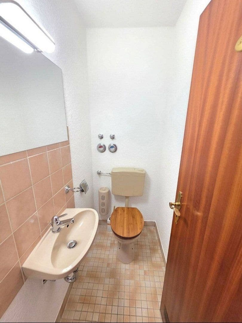 Prenájom bytu 3-izbový 78 m², Sägemattstraße 22, Lörrach, Bádensko-Wurttembersko Prenájom bytu 3-izbový 78 m², Sägemattstraße 22, Lörrach, Bádensko-Wurttembersko