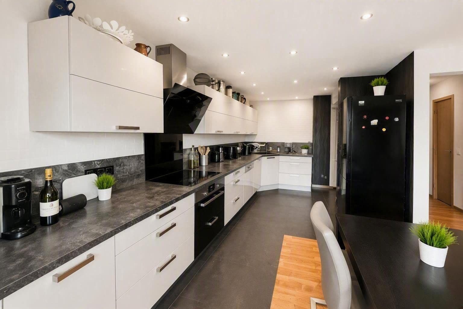 Predaj bytu 4-izbový 107 m², Wiener Ring 68, Würzburg, Bavorsko Predaj bytu 4-izbový 107 m², Wiener Ring 68, Würzburg, Bavorsko