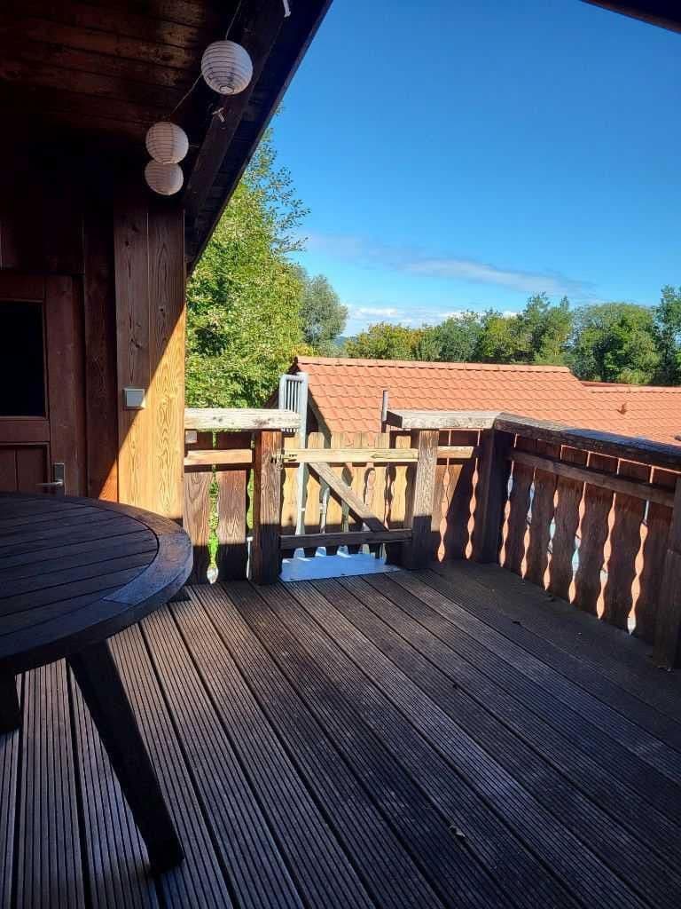 Prenájom bytu 5-izbový 280 m², Oberhausen, Bavorsko Prenájom bytu 5-izbový 280 m², Oberhausen, Bavorsko