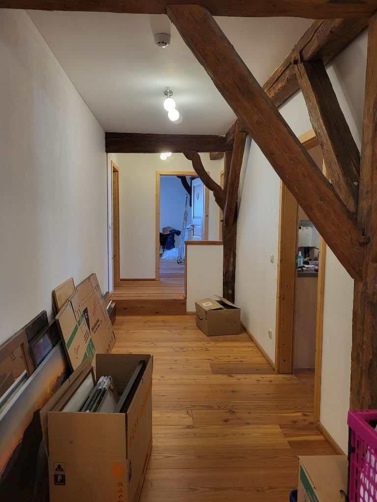 Prenájom bytu 5-izbový 280 m², Oberhausen, Bavorsko Prenájom bytu 5-izbový 280 m², Oberhausen, Bavorsko