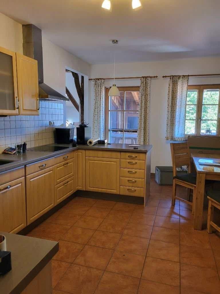 Prenájom bytu 5-izbový 280 m², Oberhausen, Bavorsko Prenájom bytu 5-izbový 280 m², Oberhausen, Bavorsko