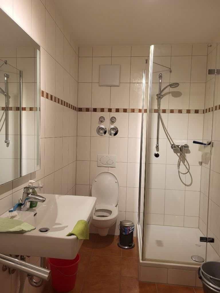 Prenájom bytu 5-izbový 280 m², Oberhausen, Bavorsko Prenájom bytu 5-izbový 280 m², Oberhausen, Bavorsko