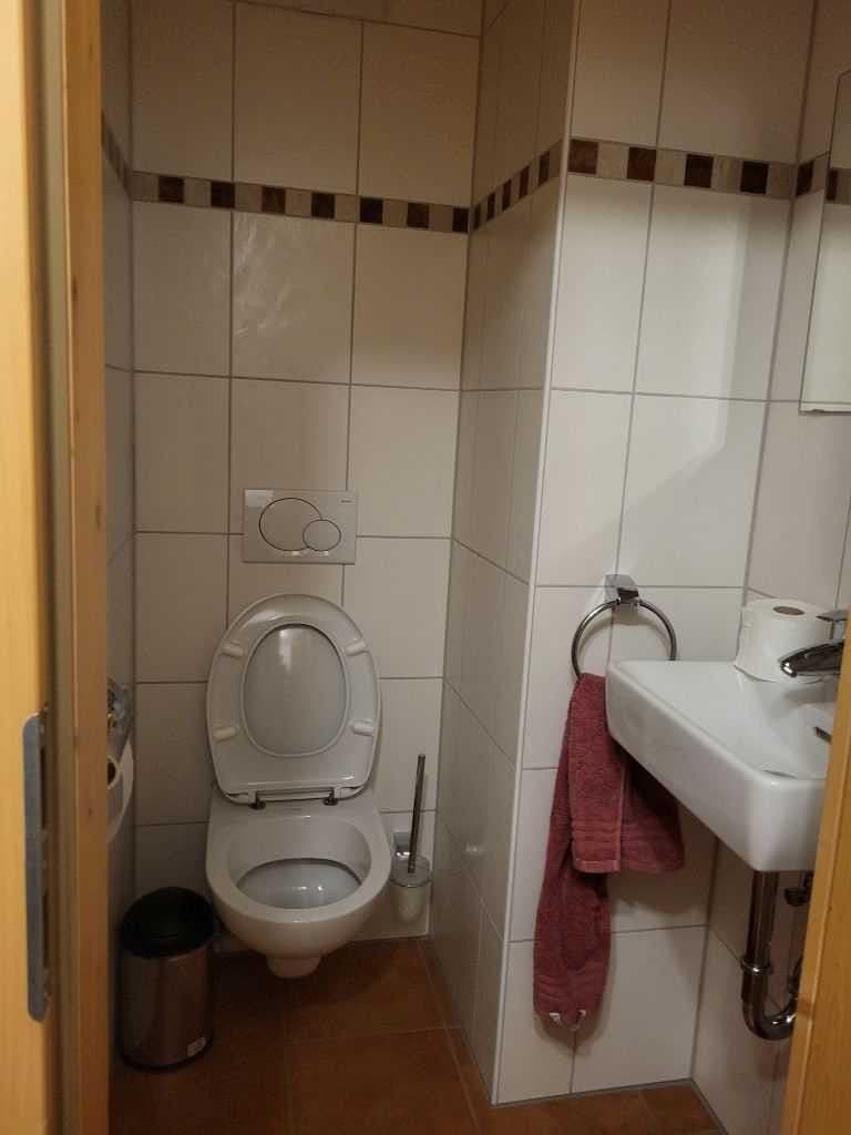 Prenájom bytu 5-izbový 280 m², Oberhausen, Bavorsko Prenájom bytu 5-izbový 280 m², Oberhausen, Bavorsko