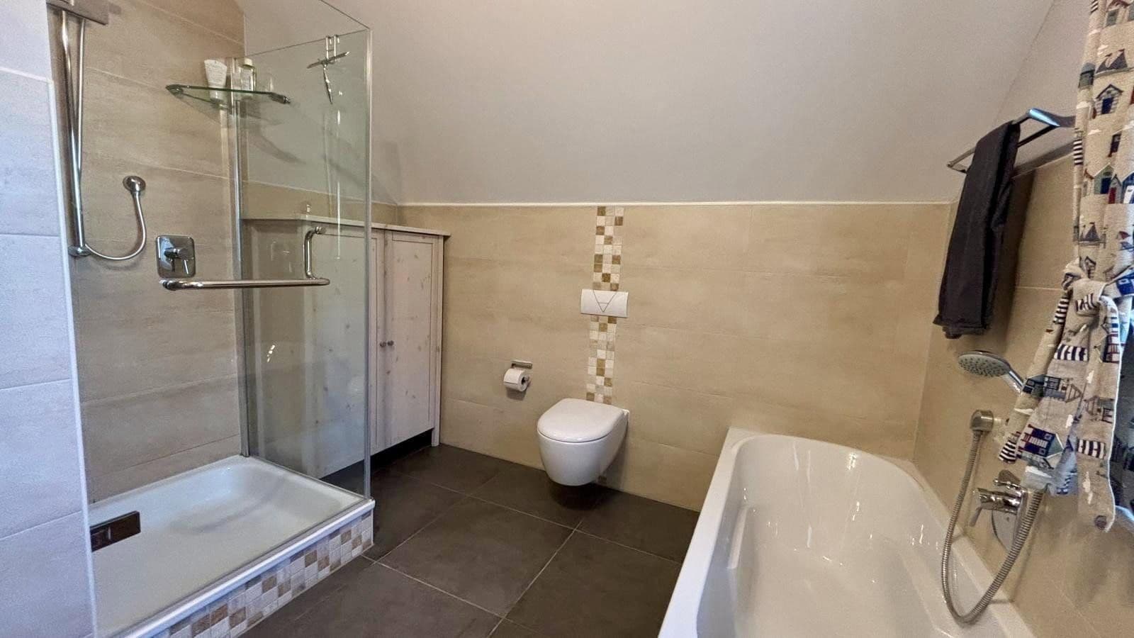 Predaj domu 128 m², pozemok 577 m², Ansbach, Bavorsko Predaj domu 128 m², pozemok 577 m², Ansbach, Bavorsko