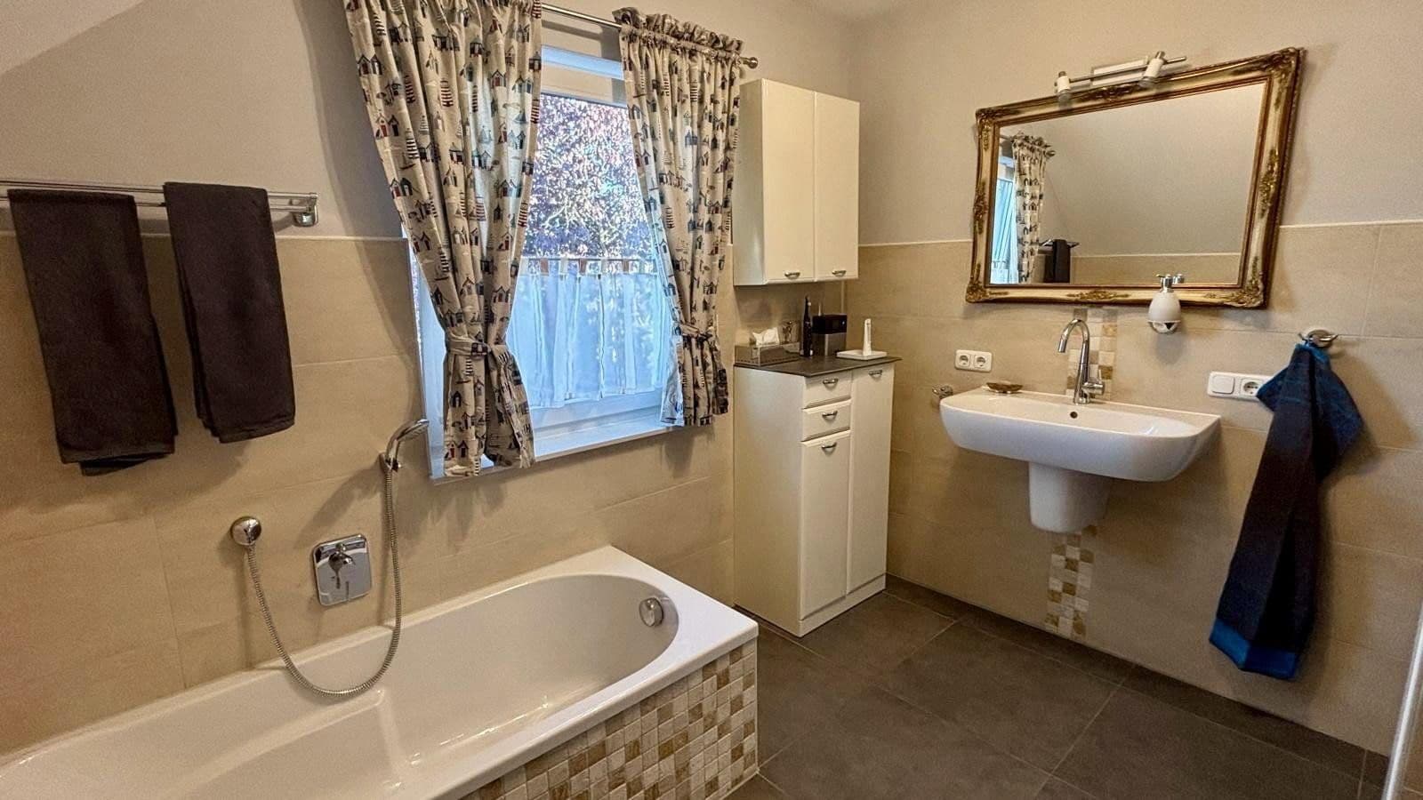 Predaj domu 128 m², pozemok 577 m², Ansbach, Bavorsko Predaj domu 128 m², pozemok 577 m², Ansbach, Bavorsko