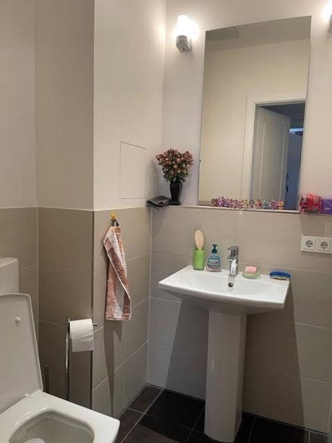 Predaj bytu 3-izbový 120 m², Berlin, Berlín Predaj bytu 3-izbový 120 m², Berlin, Berlín
