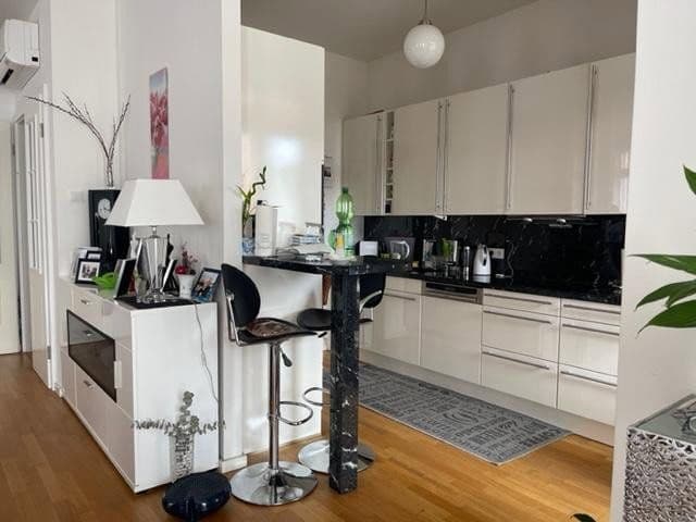 Predaj bytu 3-izbový 120 m², Berlin, Berlín Predaj bytu 3-izbový 120 m², Berlin, Berlín