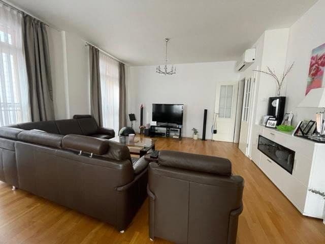 Predaj bytu 3-izbový 120 m², Berlin, Berlín Predaj bytu 3-izbový 120 m², Berlin, Berlín