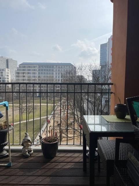 Predaj bytu 3-izbový 120 m², Berlin, Berlín Predaj bytu 3-izbový 120 m², Berlin, Berlín
