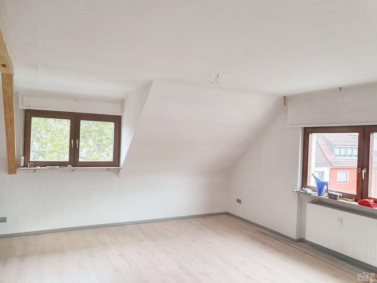 Prenájom bytu 5-izbový 120 m², Heidelberg, Bádensko-Wurttembersko Prenájom bytu 5-izbový 120 m², Heidelberg, Bádensko-Wurttembersko