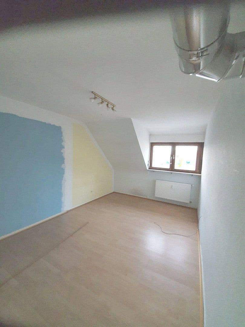Prenájom bytu 5-izbový 120 m², Heidelberg, Bádensko-Wurttembersko Prenájom bytu 5-izbový 120 m², Heidelberg, Bádensko-Wurttembersko