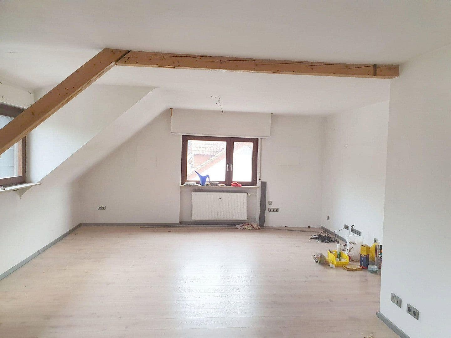 Prenájom bytu 5-izbový 120 m², Heidelberg, Bádensko-Wurttembersko Prenájom bytu 5-izbový 120 m², Heidelberg, Bádensko-Wurttembersko
