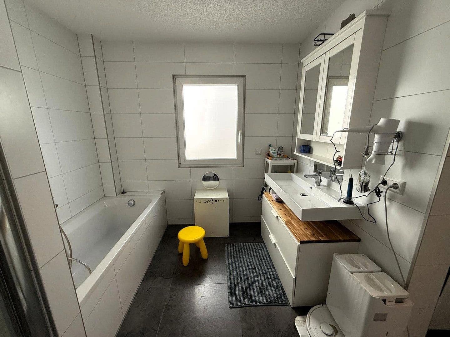 Predaj domu 193 m², pozemok 445 m², Kuppenheim, Bádensko-Wurttembersko Predaj domu 193 m², pozemok 445 m², Kuppenheim, Bádensko-Wurttembersko