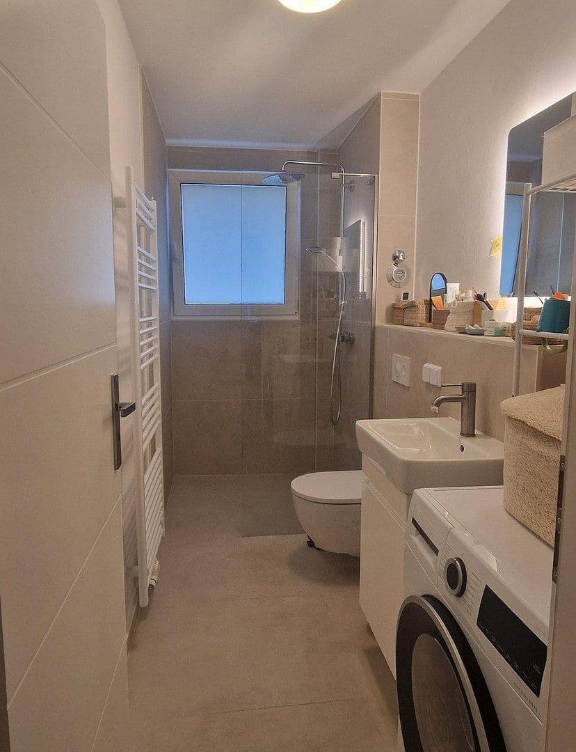 Predaj bytu 3-izbový 80 m², Berlin, Berlín Predaj bytu 3-izbový 80 m², Berlin, Berlín