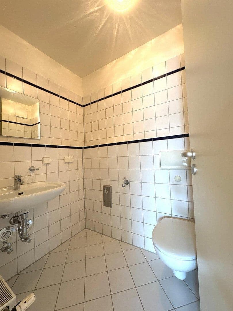 Prenájom bytu 2-izbový 38 m², Stuttgarter Allee 41, Leipzig, Sasko Prenájom bytu 2-izbový 38 m², Stuttgarter Allee 41, Leipzig, Sasko