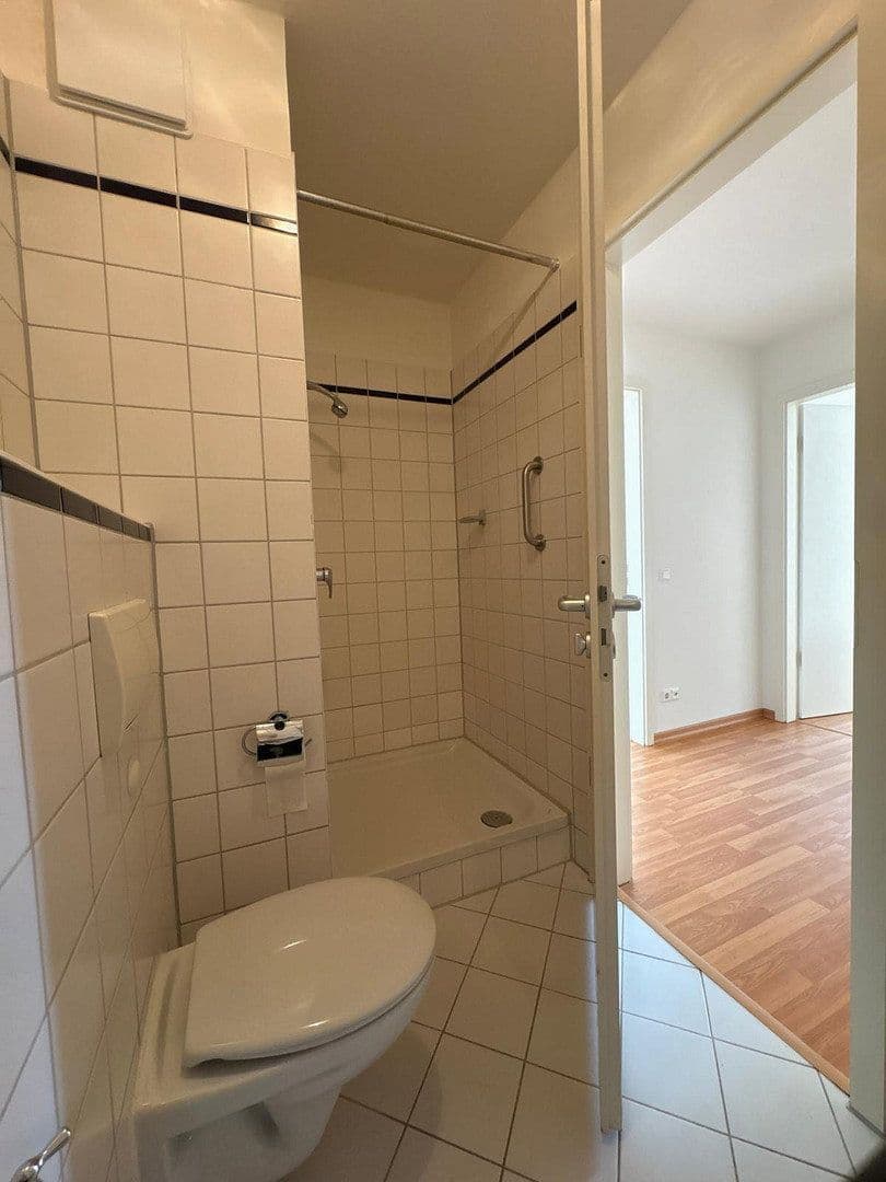 Prenájom bytu 2-izbový 38 m², Stuttgarter Allee 41, Leipzig, Sasko Prenájom bytu 2-izbový 38 m², Stuttgarter Allee 41, Leipzig, Sasko