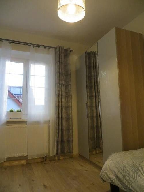 Predaj bytu 4-izbový 72 m², Berlin, Berlín Predaj bytu 4-izbový 72 m², Berlin, Berlín