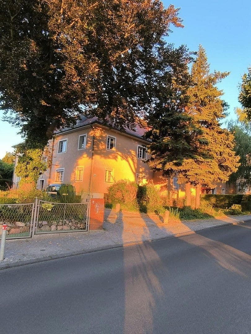Predaj bytu 4-izbový 72 m², Berlin, Berlín Predaj bytu 4-izbový 72 m², Berlin, Berlín