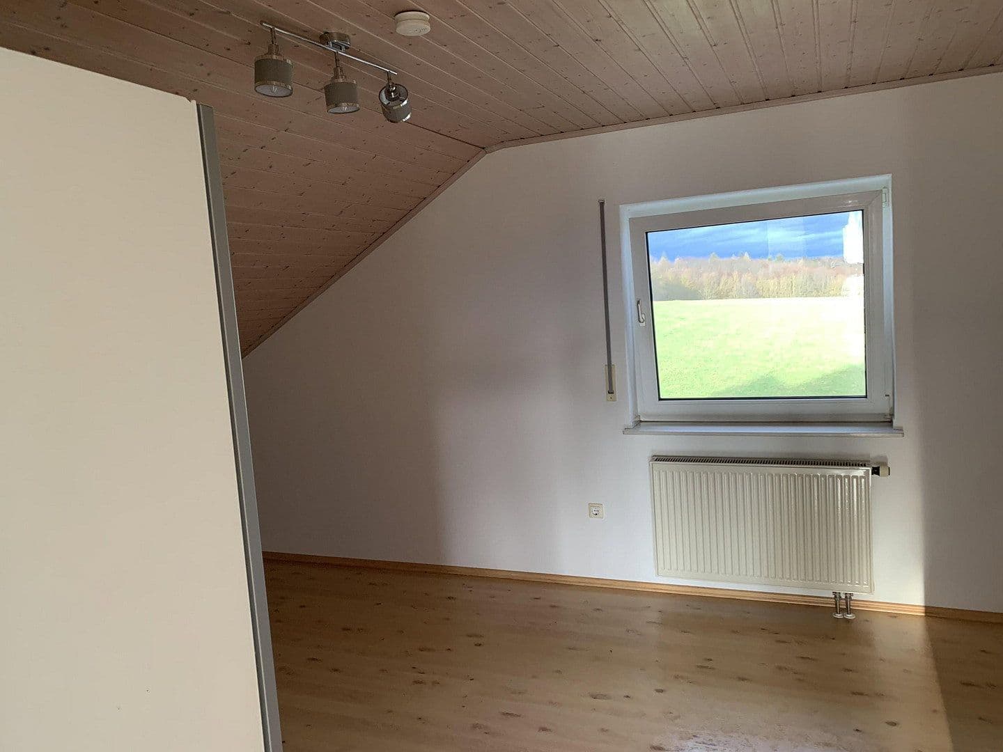 Prenájom bytu 3-izbový 82 m², Hungen, Hesensko Prenájom bytu 3-izbový 82 m², Hungen, Hesensko
