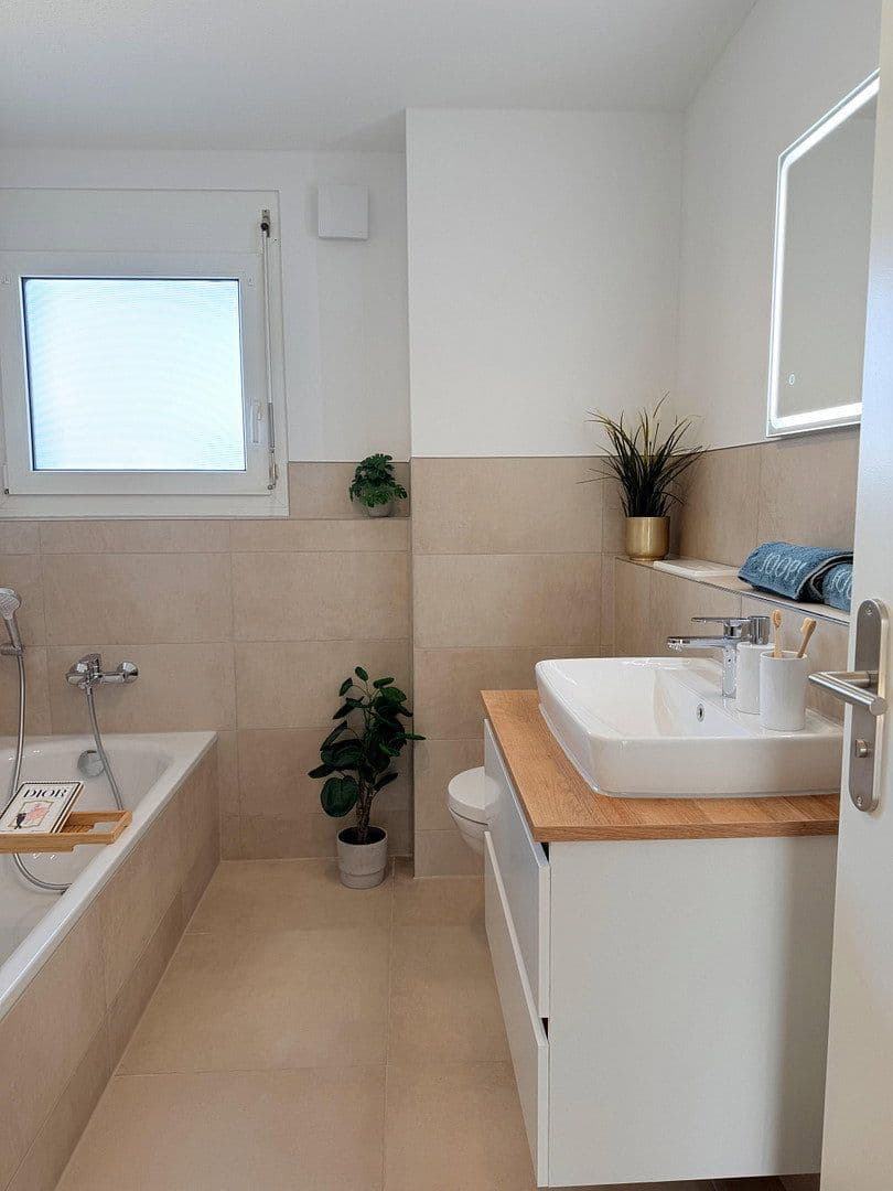 Predaj domu 113 m², pozemok 149 m², Nürtingen, Bádensko-Wurttembersko Predaj domu 113 m², pozemok 149 m², Nürtingen, Bádensko-Wurttembersko