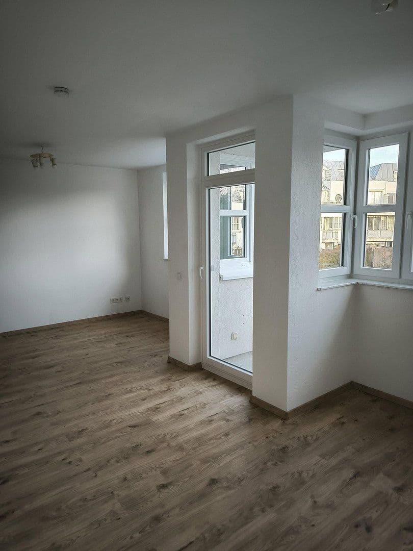 Prenájom bytu 1-izbový 39 m², Neuss, Severné Porýnie - Westfálsko Prenájom bytu 1-izbový 39 m², Neuss, Severné Porýnie - Westfálsko