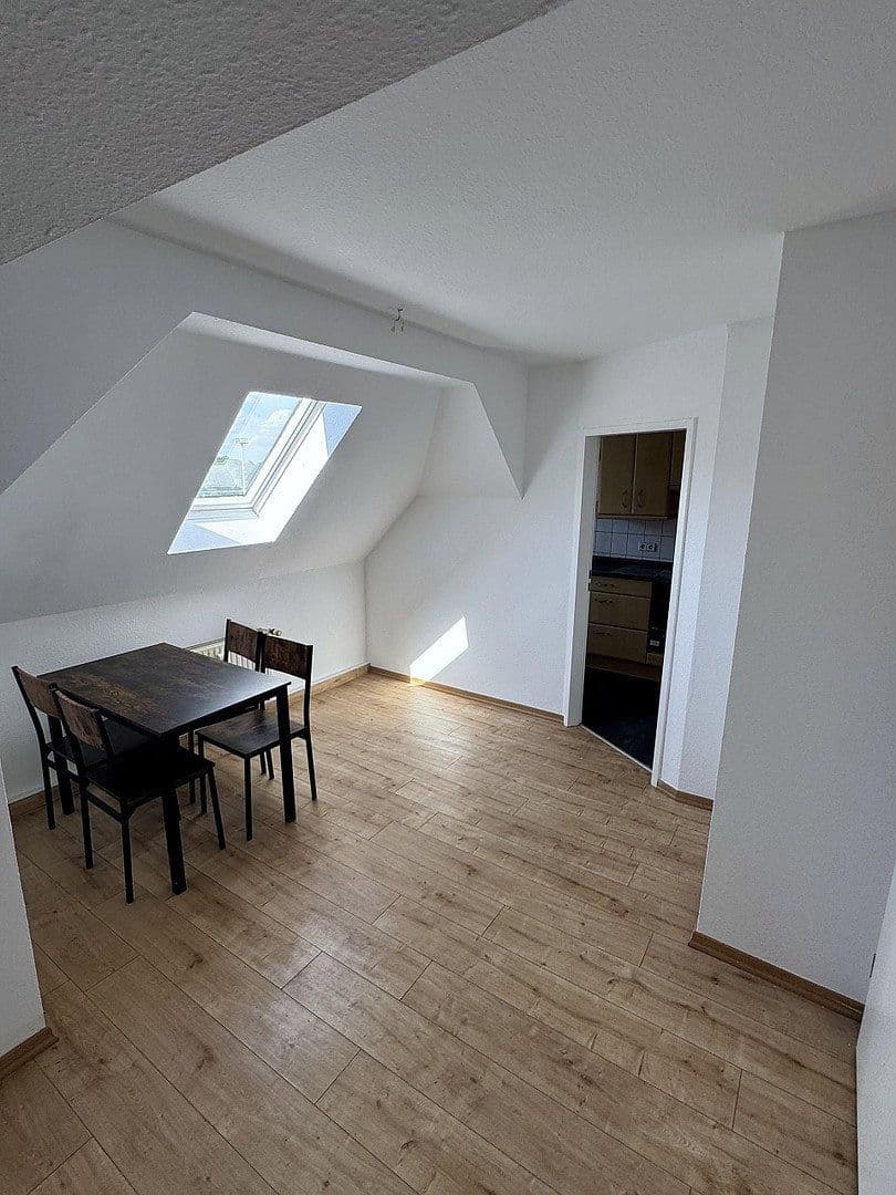 Prenájom bytu 2-izbový 50 m², Karl-Bücher-Straße 18, Leipzig, Sasko Prenájom bytu 2-izbový 50 m², Karl-Bücher-Straße 18, Leipzig, Sasko