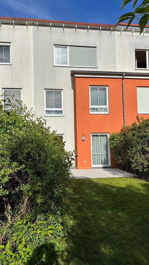 Predaj domu 122 m², pozemok 162 m², Erlangen, Bavorsko Predaj domu 122 m², pozemok 162 m², Erlangen, Bavorsko
