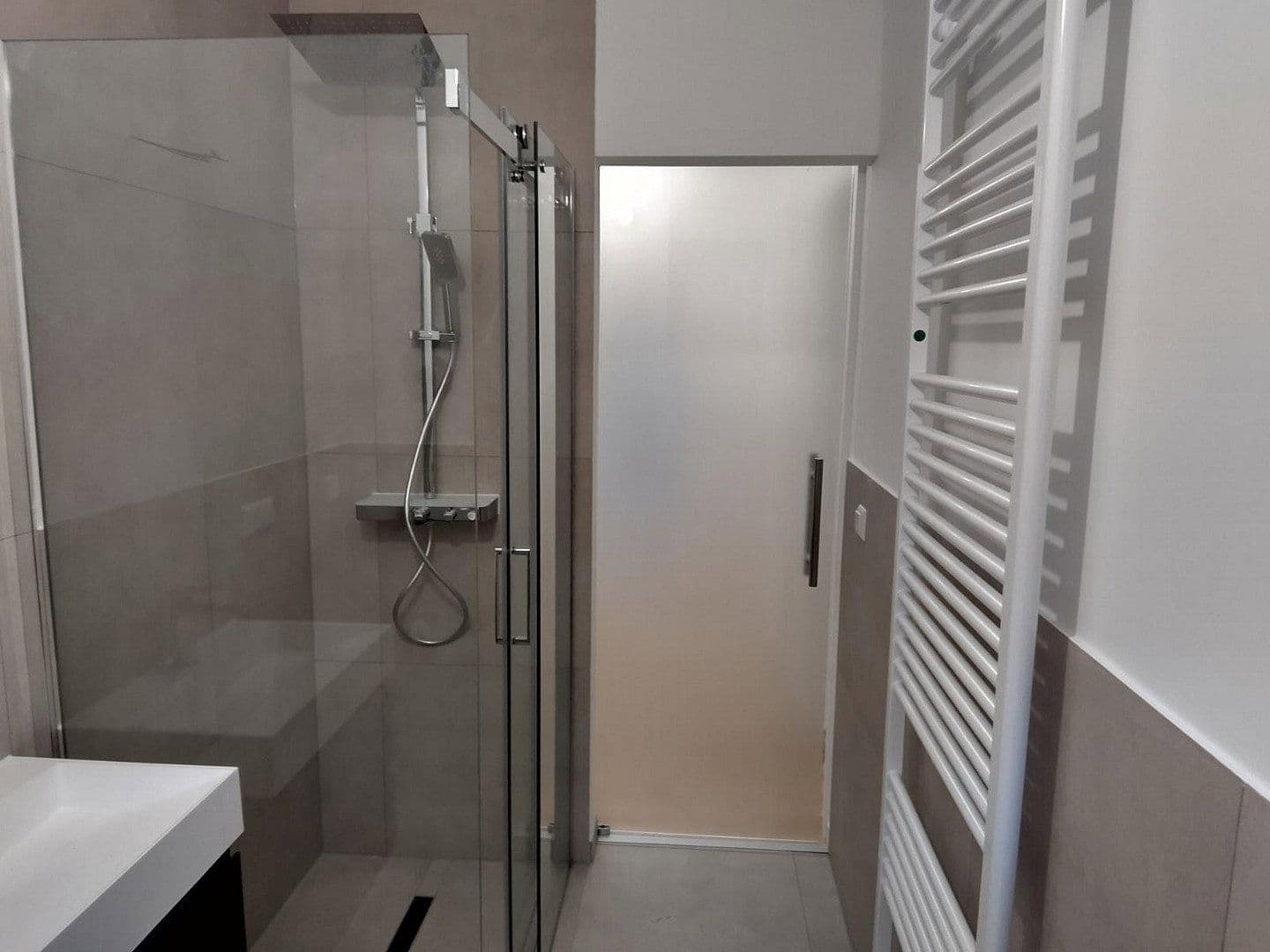 Prenájom bytu 2-izbový 45 m², Ludwigshafen, Porýnie-Falcko Prenájom bytu 2-izbový 45 m², Ludwigshafen, Porýnie-Falcko