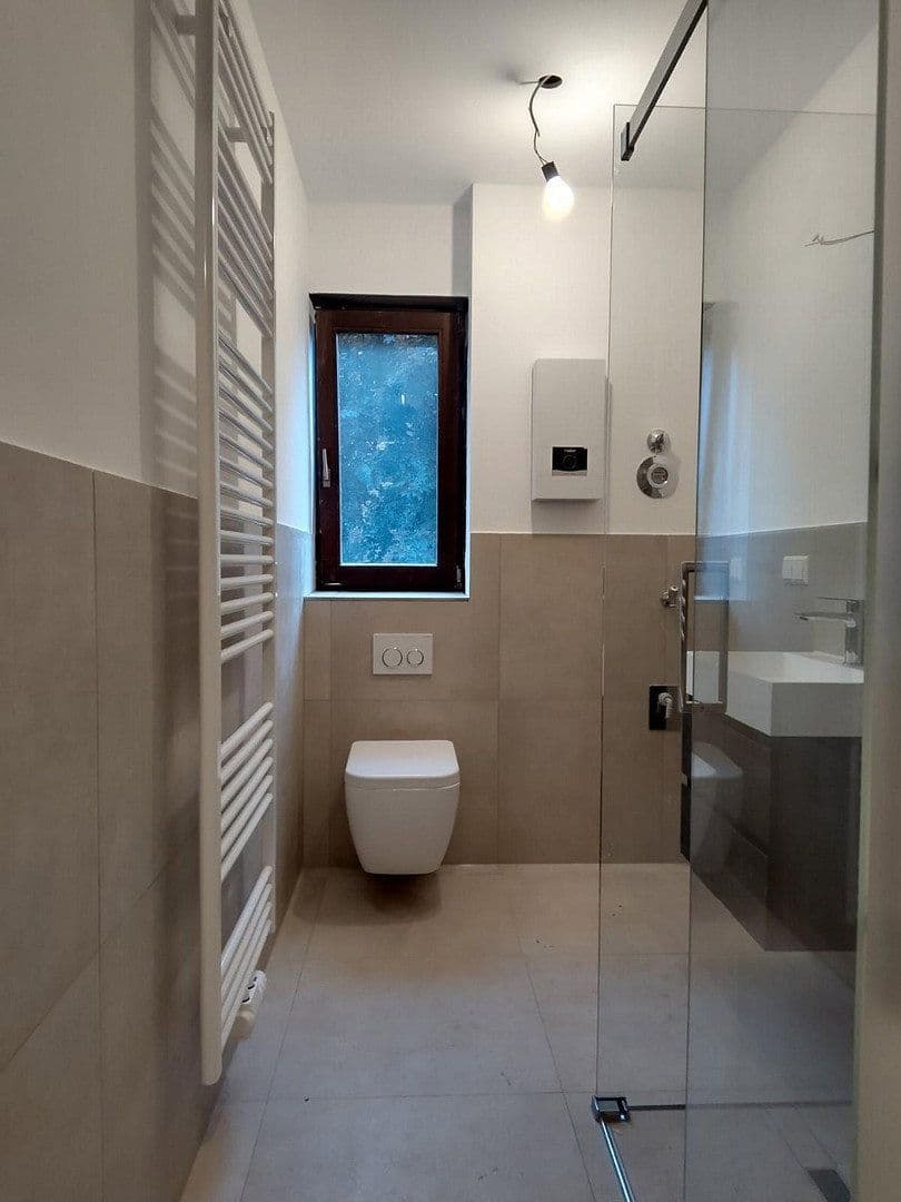 Prenájom bytu 2-izbový 45 m², Ludwigshafen, Porýnie-Falcko Prenájom bytu 2-izbový 45 m², Ludwigshafen, Porýnie-Falcko