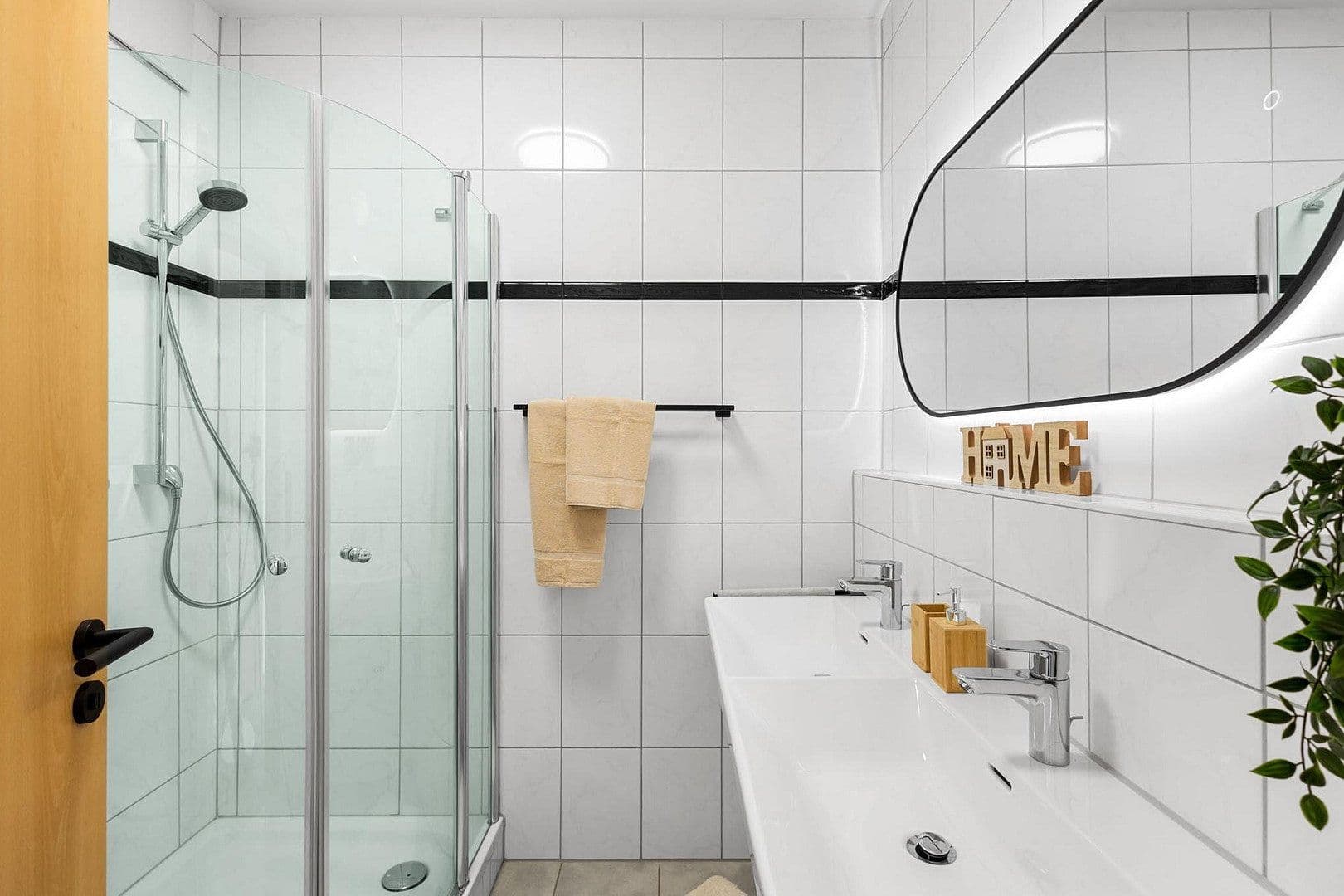 Predaj bytu 2-izbový 61 m², Johann-Michael-Sailer-Straße 32, Ingolstadt, Bavorsko Predaj bytu 2-izbový 61 m², Johann-Michael-Sailer-Straße 32, Ingolstadt, Bavorsko