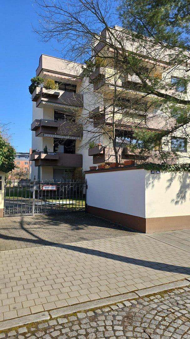 Prenájom bytu 2-izbový 50 m², Nürnberg, Bavorsko Prenájom bytu 2-izbový 50 m², Nürnberg, Bavorsko