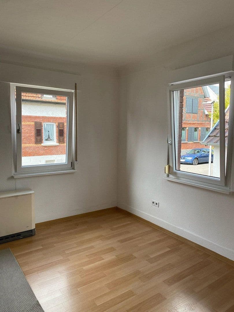 Predaj domu 140 m², pozemok 364 m², Kirchheim unter Teck, Bádensko-Wurttembersko Predaj domu 140 m², pozemok 364 m², Kirchheim unter Teck, Bádensko-Wurttembersko