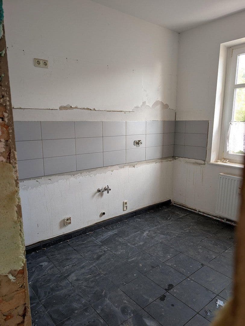 Prenájom bytu 3-izbový 80 m², Lindenstraße 63, Weinböhla, Sasko Prenájom bytu 3-izbový 80 m², Lindenstraße 63, Weinböhla, Sasko