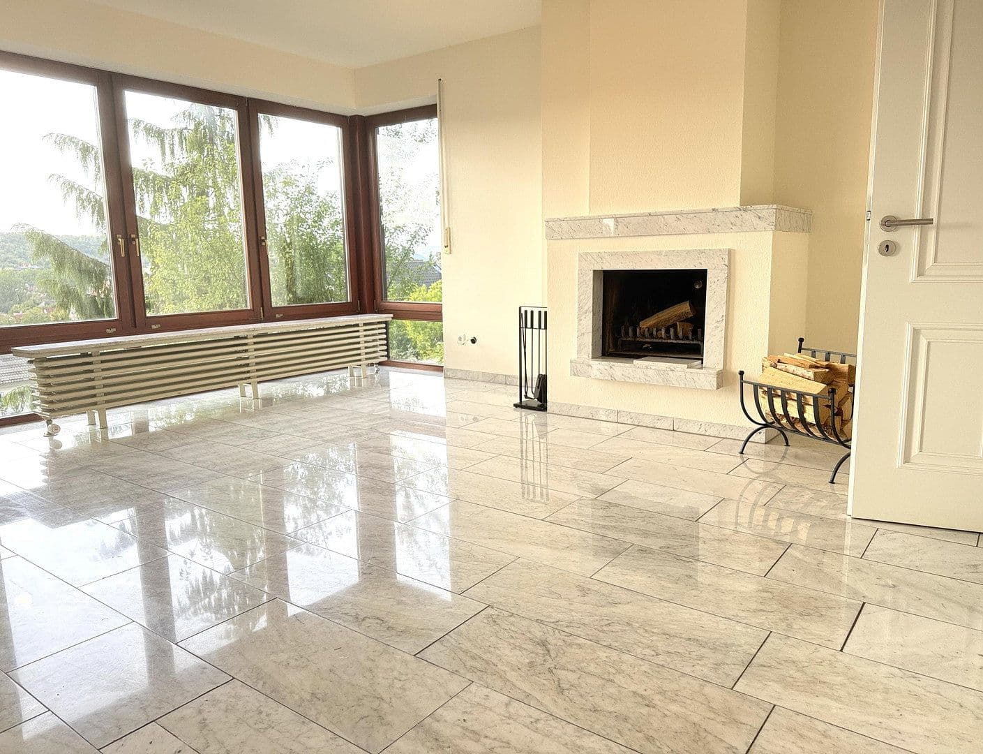 Predaj domu 220 m², pozemok 624 m², Ölspielstr. 35, Sommerhausen, Bavorsko Predaj domu 220 m², pozemok 624 m², Ölspielstr. 35, Sommerhausen, Bavorsko